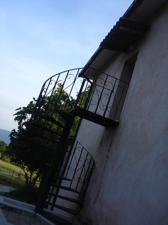 Agriturismo La Fattoria Сан Донато Вал ди Комино Екстериор снимка